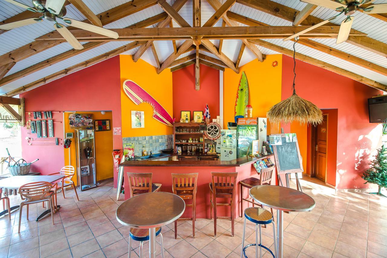Sunset Surf Camp Hostel Saint-Francois  Kültér fotó